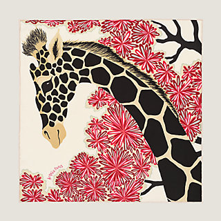 the-three-graces-zoom-scarf-45